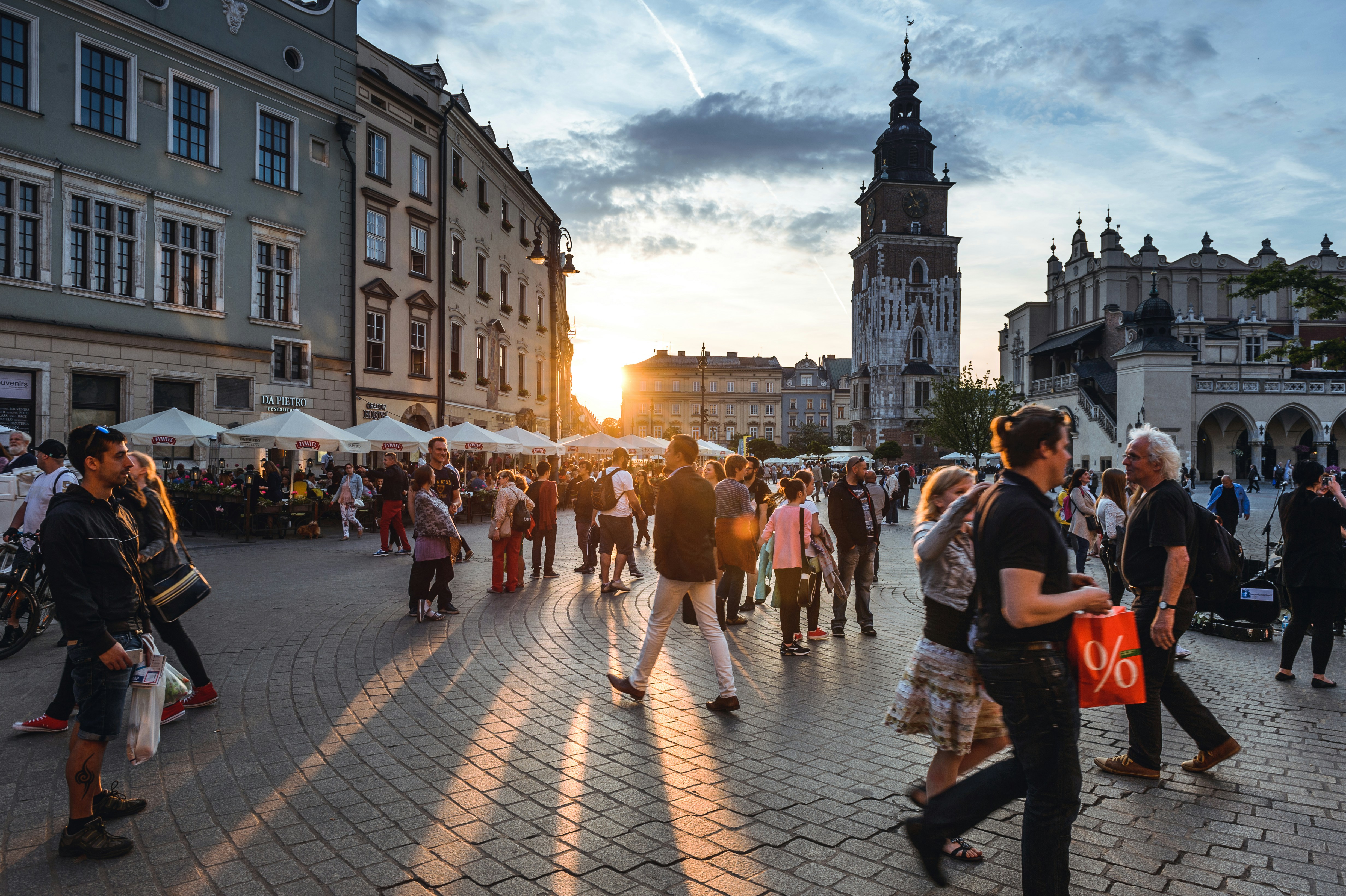 Global Tourism Remains Resilient with 690 Million International Arrivals in H1 2026